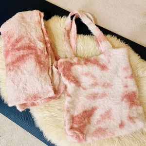 FREE PEOPLE Carry On Scarf Tote Set